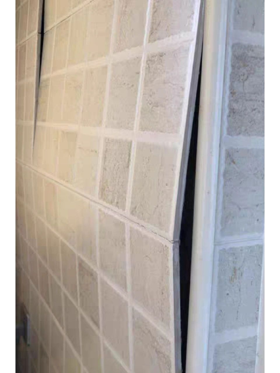 墙面瓷砖空鼓不取下来补救方法图解(墙面瓷砖空鼓不取下来补救方法图解视频)